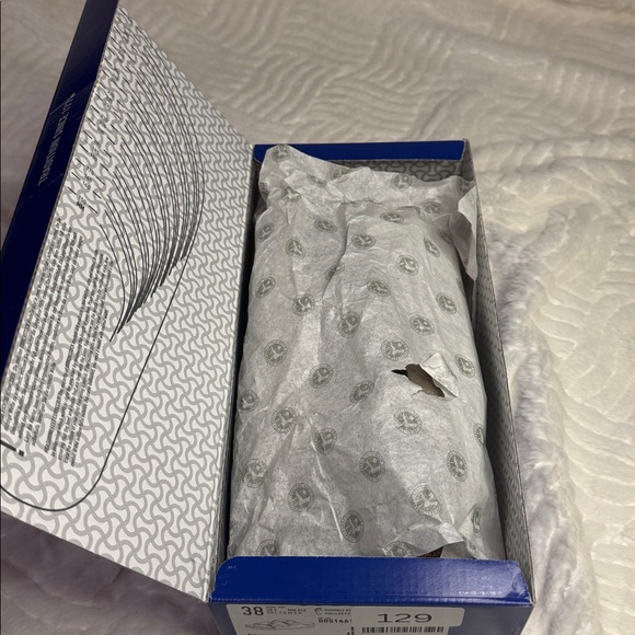 Birkenstock Arizona Soft Footbed Suede Sandals Taupe Size 38 BNIB - Picture 8 of 8